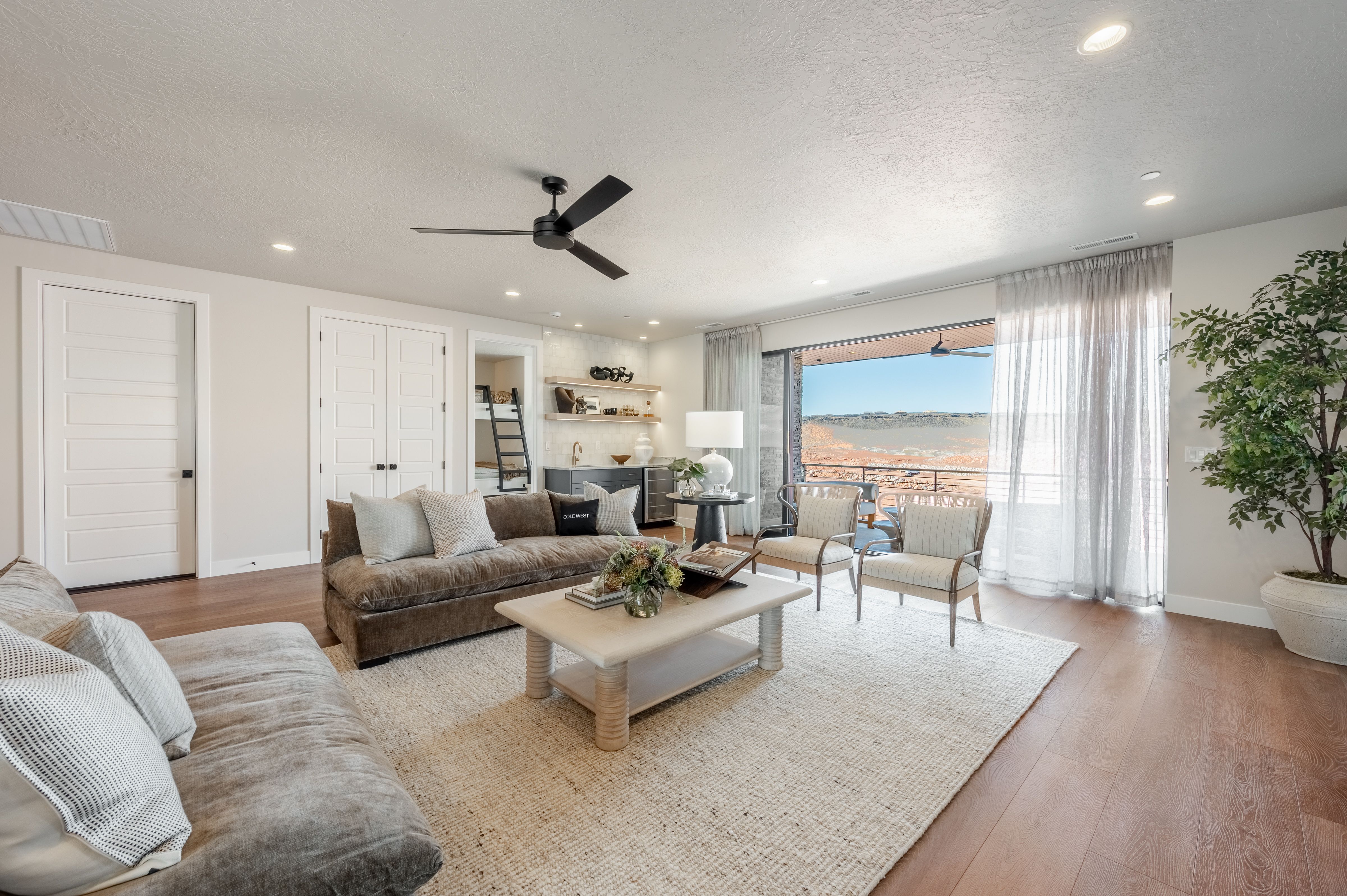 Isle Parade Home 2025 (197).jpg